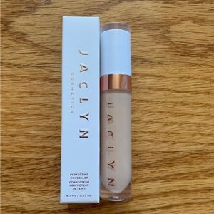 Jaclyn Cosmetics Perfecting Concealer